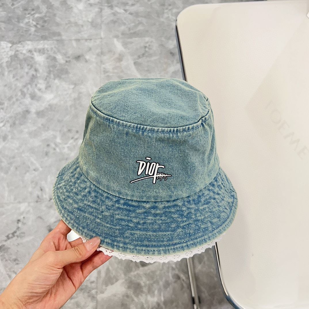 Christian Dior Caps